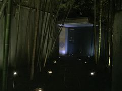 -穹六人间 people 6(岳阳路店)