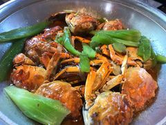 黄焖大闸蟹-沪小胖小龙虾(淮海中路旗舰店)