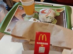 -麦当劳(虹口星荟中心店)