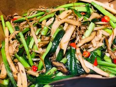 -刘胖子家常菜·蹄花焖藕(兴业店)