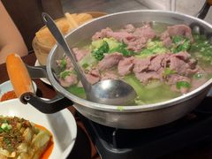 -全牛匠·乐山跷脚牛肉(西单华威约饭街店)