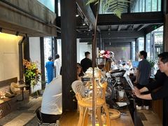 大堂-Metal hands·铁手咖啡