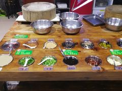 自助调料区-景明轩•养生酸汤鱼火锅 云贵鲜菌 现舂野果酸汤(王寨小区店)