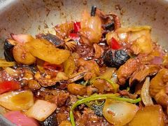 -禄婶鸡煲·打边炉