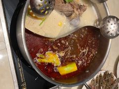 -一哥澳门豆捞·澳门风打边炉(高德置地店)