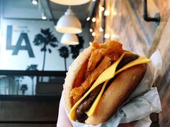 BBQ双牛芝士堡-卡乐星(美罗城店)