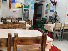 大堂-忆海南海鲜(椰风巷第一市场店)