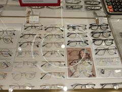 -精益眼镜(广埠屯店)
