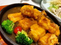 -峨嵋小镇·川菜(勒泰中心店)