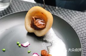 Low-Temperature Poached Fresh Abalone with Autumn Pear
