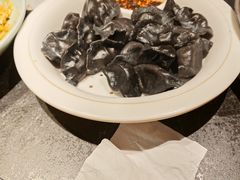 -五谷丰登农家院·地道胶东菜·海鲜烧烤(威海店)