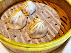 蟹黄小笼包-松鹤楼·非遗·苏帮菜(融科店)