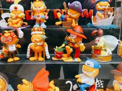 -泡泡玛特POPMART(蓝色港湾店)