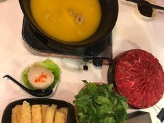 -鲜入围煮花胶鸡海鲜火锅