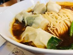 麻辣馄饨小面-南小馆(迪士尼小镇店)
