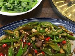 辣椒炒猪耳朵-小乡小镇·传承桐庐土菜·老板亲自烧的菜