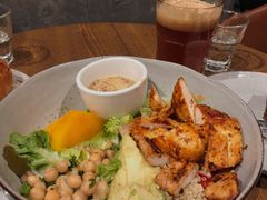 鸡肉牛油果芒果色拉-Wagas沃歌斯(五道口购物中心店)