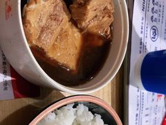 -万和春排骨砂锅米饭(新业广场店)