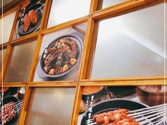 靠窗位-延京烤肉民俗料理店(欧亚店)