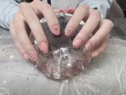 -甄爱美甲美睫