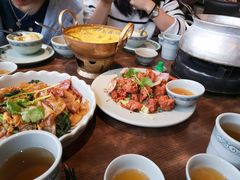 越式咖喱牛腩煲-大头虾越式风味餐厅(光明广场店)