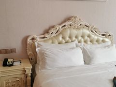 -南洋冠盛酒店(广州天河公园地铁站店)