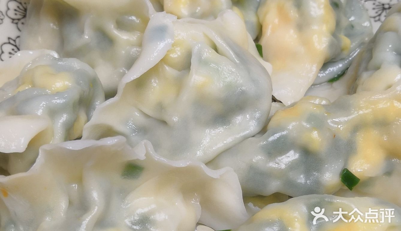 甜妈厨房之韭菜鸡蛋海米饺子