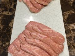 松板肉-猪啊牛呀羊啊铜盘烤肉(正大广场店)