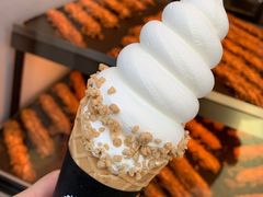 ZAKUZAKU北海道冰淇淋-ZAKUZAKU(顺城店)