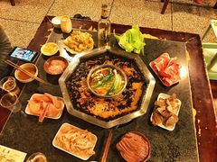 -邓莽子老火锅(中兴路总店)
