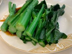 配套餐的新鲜芥蓝-香港麦奀云吞面世家(中山二路店)