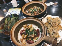 腊肠鱼干煲仔饭-红星光发煲仔饭(大石街店)