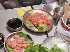 -围炉肉舍丹东海鲜烤肉·烤活鳗(步行街店)