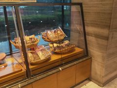 面包甜点陈列柜-巴黎贝甜(银城东苑店)