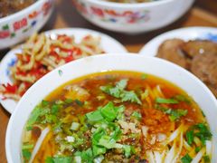 -矮子粉店1985·长沙米粉(湘春路店)