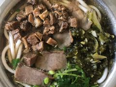 -花溪牛肉粉(八鸽岩店)