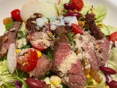 果木香烤牛肉温泉蛋沙拉-Mr.cattle·卡图牛扒(中建广场店)