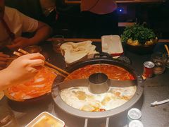 -晓宇重庆火锅(西安荟聚店)