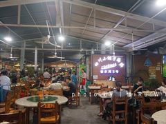 大堂-四川小胡子海鲜(丁村万人海鲜广场店)