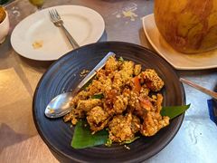 -大树下海鲜饭店