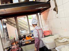 -正宗杨记普洱酸醋米线(总店)