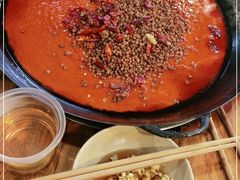 -岗上渣渣老火锅(两路口店)