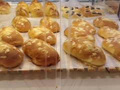 -BreadTalk面包新语·烘焙蛋糕(中心书城店)