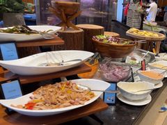 -亚龙湾希尔顿自助餐厅·海鲜·烧烤·沙滩BBQ·现场乐队
