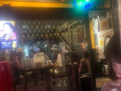 -BHC炸鸡(明洞总店)