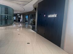 -王府井百货熙地港店