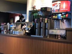 自助台-The Habit Burger Grill 哈比特汉堡(复兴soho店)