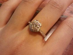 2013-09-08 22.05.46-威德钻石-克拉钻大本营(南京东路店)