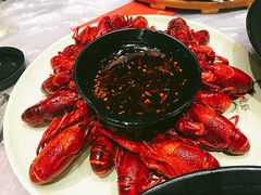 -巴厘龙虾·榜首油焖大虾(音乐学院·沿江酒馆店)