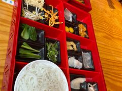 -勺子米线·云南传统小吃市集(四方街店)